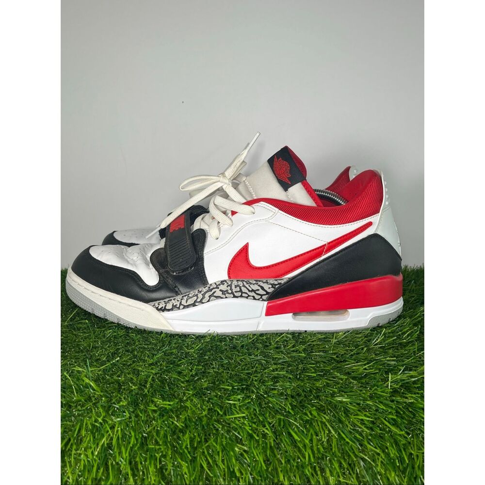 Nike Air Jordan Legacy 312 Low Fire Red White Black Elephant Print Men’s Size 13